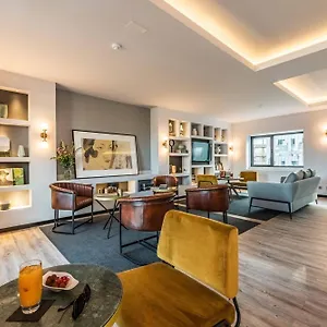Pestana Vintage Center Hotel